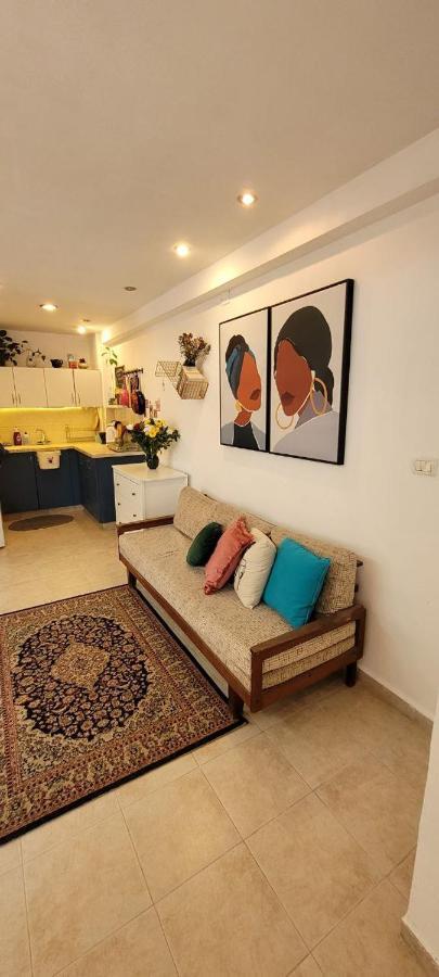 דירה לזוג על שוק מחנה יהודה Appartement Jeruzalem Buitenkant foto