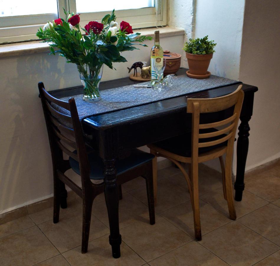 דירה לזוג על שוק מחנה יהודה Appartement Jeruzalem Buitenkant foto