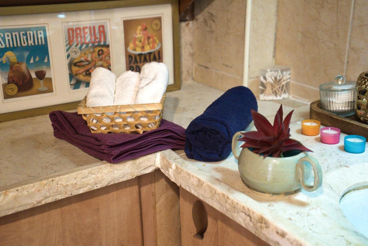 דירה לזוג על שוק מחנה יהודה Appartement Jeruzalem Buitenkant foto