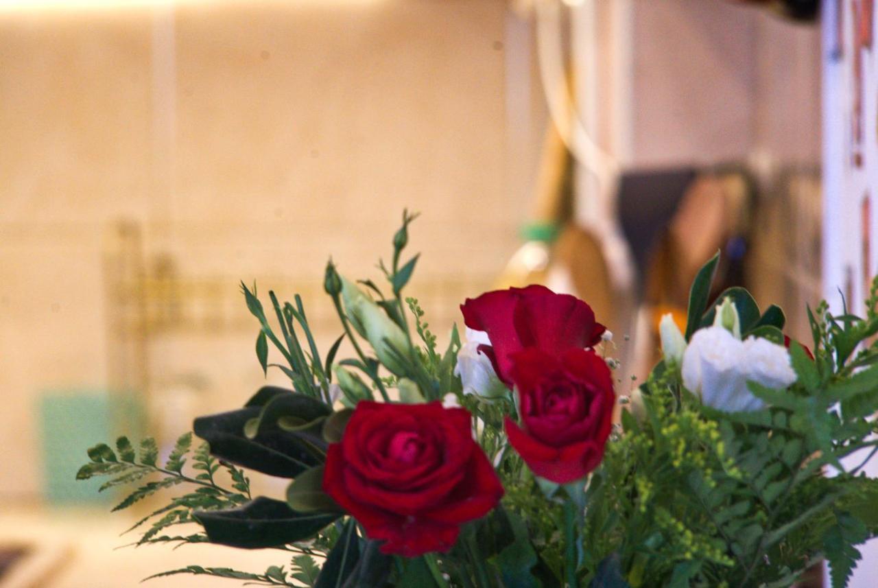 דירה לזוג על שוק מחנה יהודה Appartement Jeruzalem Buitenkant foto