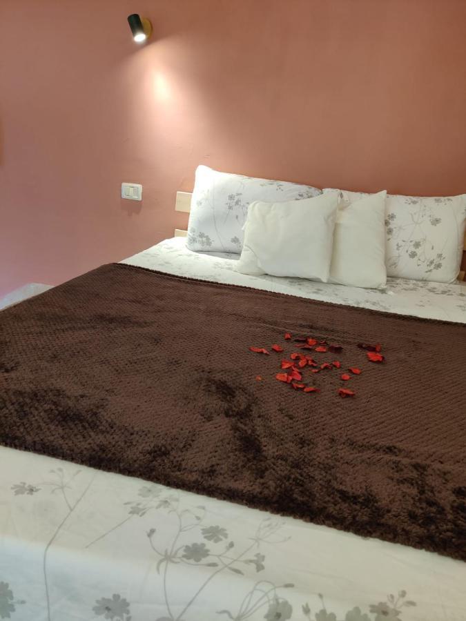 דירה לזוג על שוק מחנה יהודה Appartement Jeruzalem Buitenkant foto