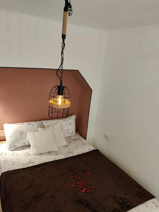 דירה לזוג על שוק מחנה יהודה Appartement Jeruzalem Buitenkant foto
